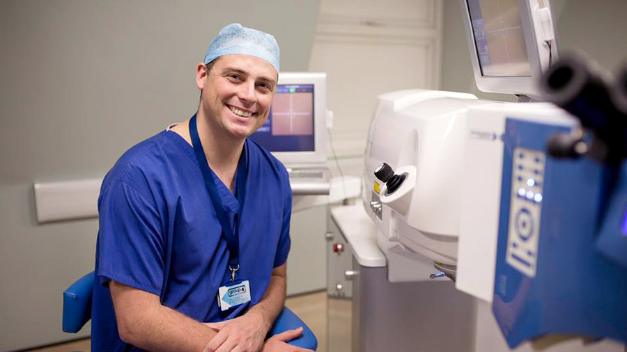 Alex shortt-AFTER-liveseySolar-laser-eye-surgery-marketing