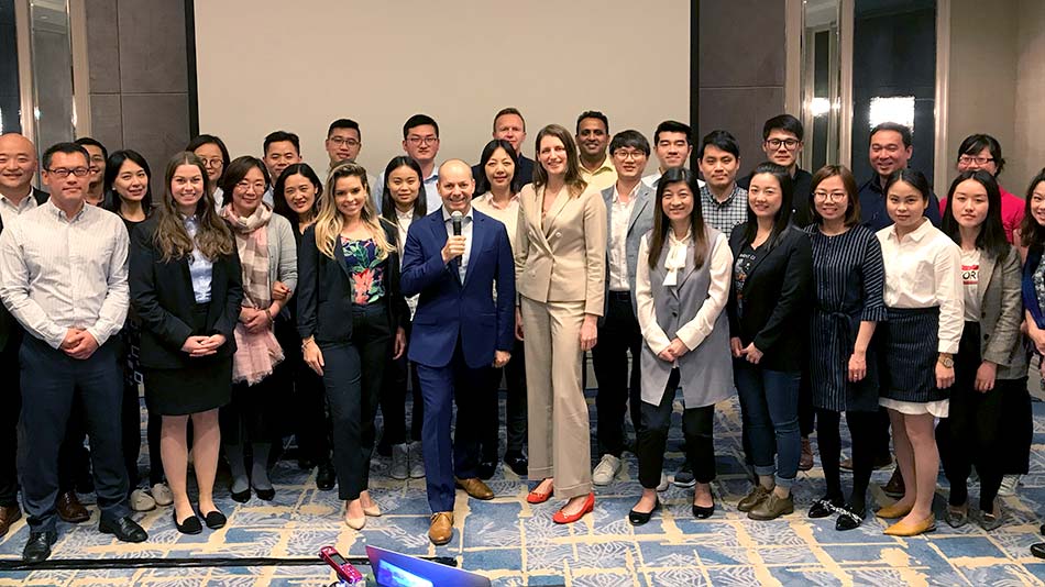 ZEISS-GRID-3-What-do-we-do-mobile-LiveseySolar-laser-eye-surgery-marketing